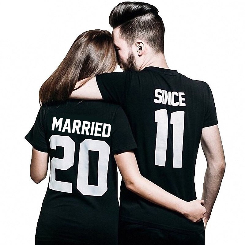 Married Since 客製化結婚年份 短T 黑色 下訂告知年份 禮物 情人 - 女 T 恤 - 棉．麻 黑色
