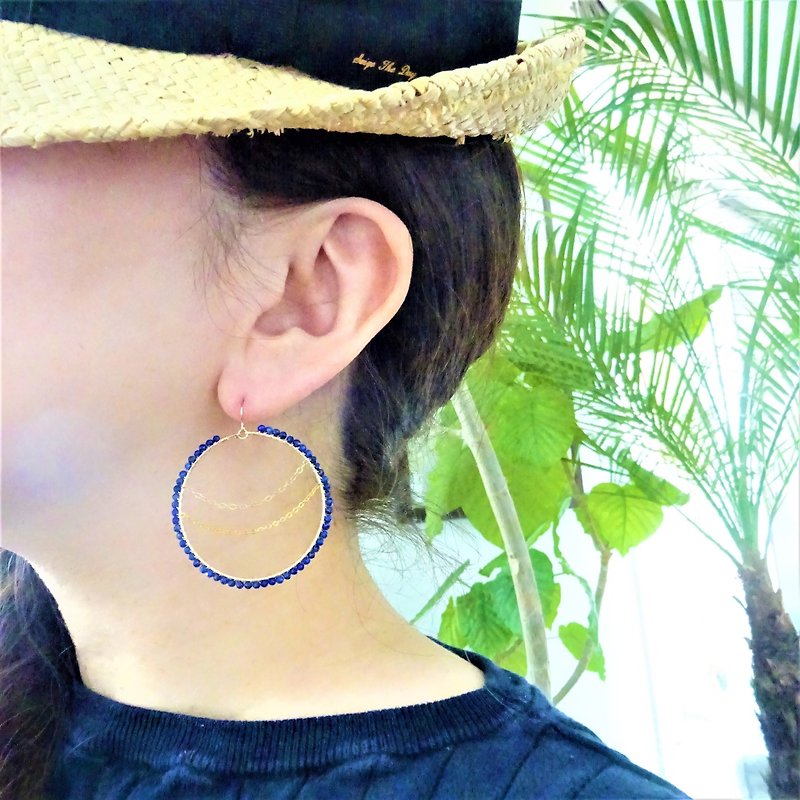14kgf * Lapis lazuli wraped hoop pierced earring ear needle type - ต่างหู - โลหะ สีน้ำเงิน