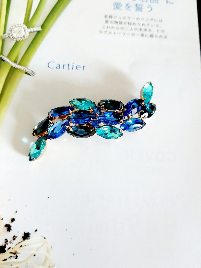 vintage jewelry 典雅漸層藍色萊茵雲彩  別針 胸針 - 胸針 - 其他金屬 