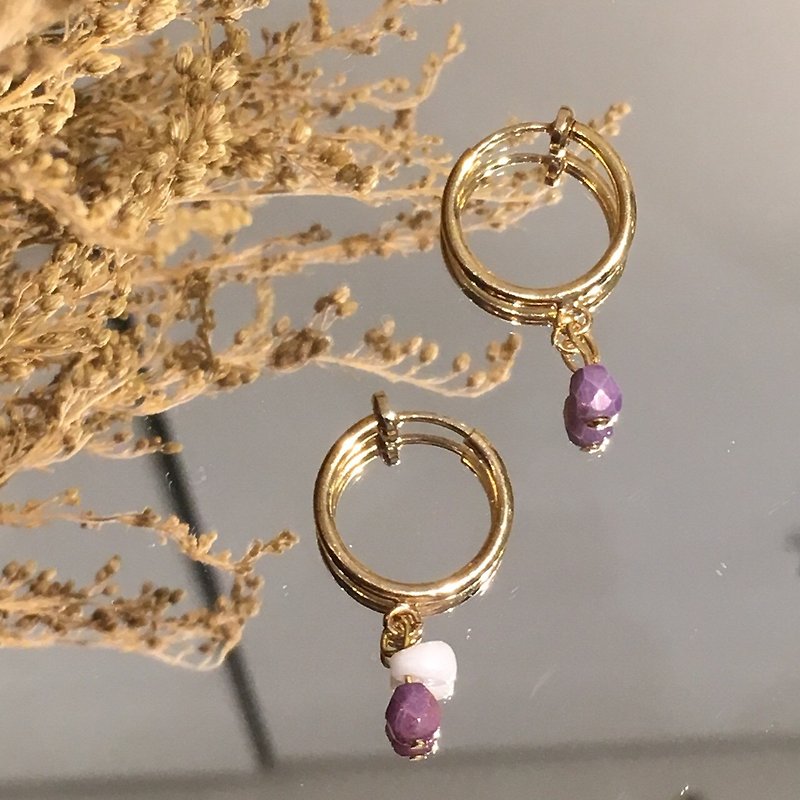 Taro milk needle / clip earrings - Earrings & Clip-ons - Colored Glass Purple