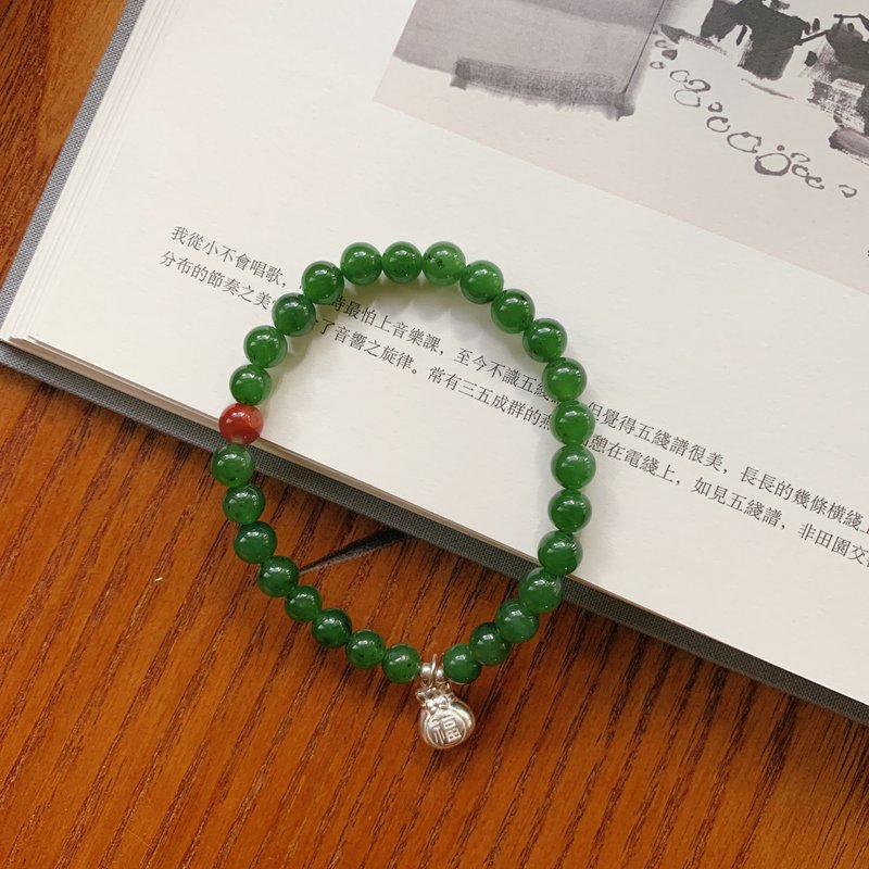 青山如是。俄羅斯碧玉手鏈 南紅純銀福袋掛墜6mm玉石古風好運手串 - 手鍊/手環 - 玉石 綠色