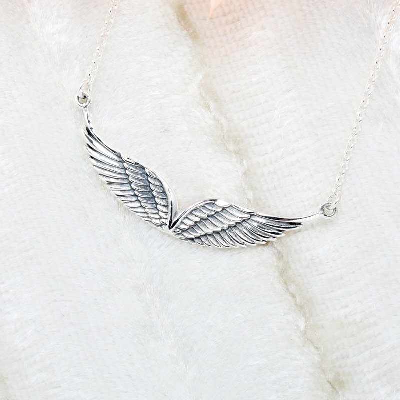 【Angel & Me】Angel Flying Wing s925 sterling silver necklace Birthday gift - Necklaces - Sterling Silver Silver