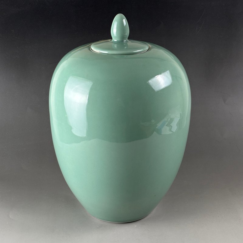 台灣【龍泉青瓷】綠茶倉 - 茶壺/茶杯/茶具 - 其他材質 綠色