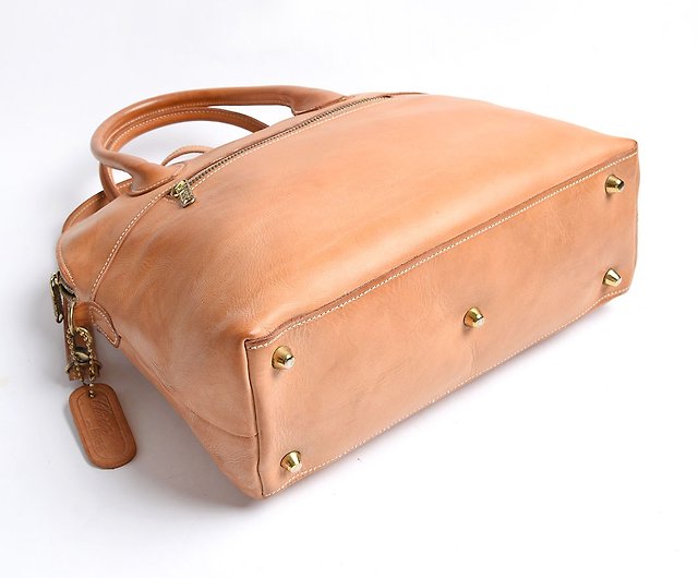 Courreges Paris vintage bag - Shop Insidelook Messenger Bags & Sling Bags -  Pinkoi