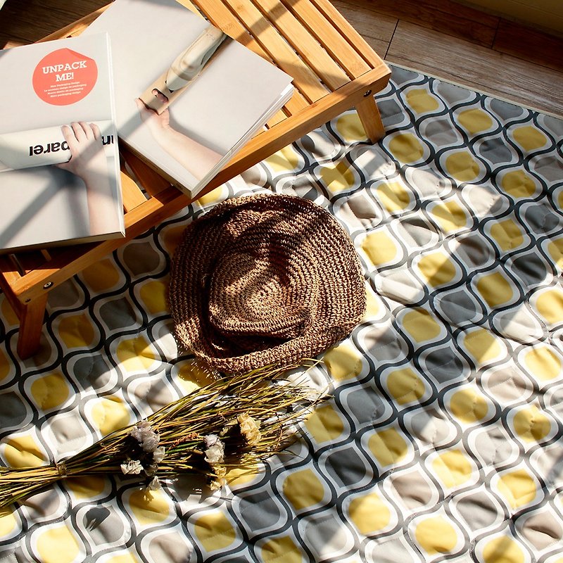 Pu Pu series of cotton picnic mat / mat / beach mat (summer ice fruit) - Camping Gear & Picnic Sets - Polyester Gold