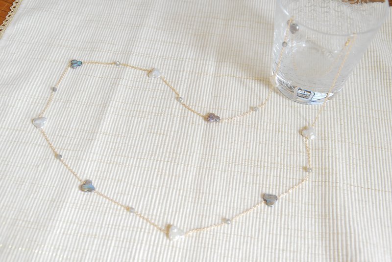 ２種のミツバパールとラブラドライトのネックレス　１４kgf - ネックレス - 真珠 グレー