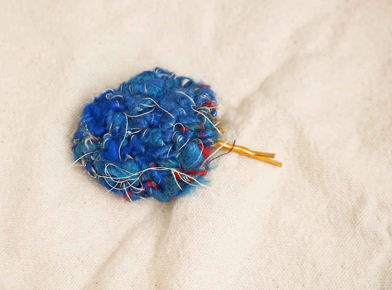 聖誕優惠商品再8折 Handmade Sari Silk Hair clip | Blue - Hair Accessories - Silk Blue