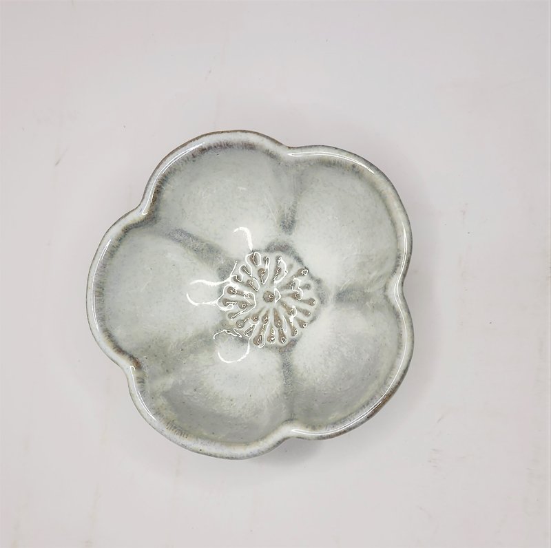 Plum Blossom Series- Sauce Dish Bean Dish Small Dish - Small Plates & Saucers - Pottery 
