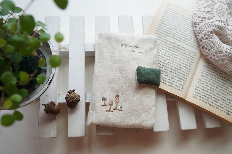 French passport holder with hand-painted mushrooms in the forest (Linen, rice) - Passport Holders & Cases - Cotton & Hemp White