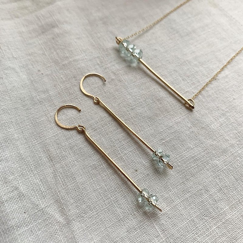 Quartz necklace and earrings - สร้อยคอ - คริสตัล สีใส