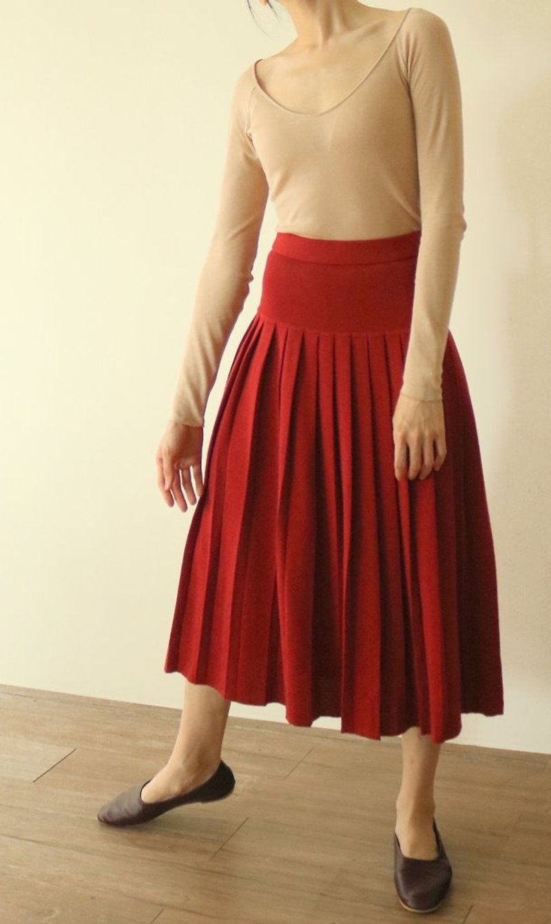 Ayahi Skirt {Vintage} - กระโปรง - ขนแกะ สีแดง