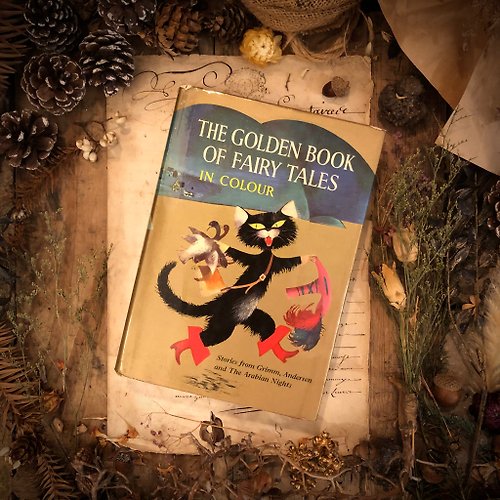 CT歐美老件古董雜貨舖 1966英國出版The Golden Book of Fairy Tales世界童話書