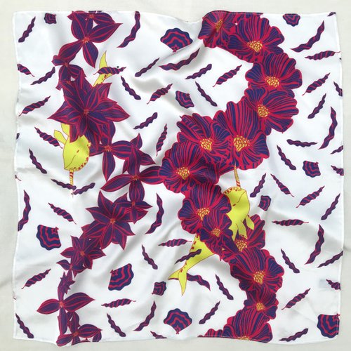 海豚鳥 birphin Silk Scarf 獨角鯨花叢捉迷藏 手繪絲巾 | 白練・玫瑰紅色