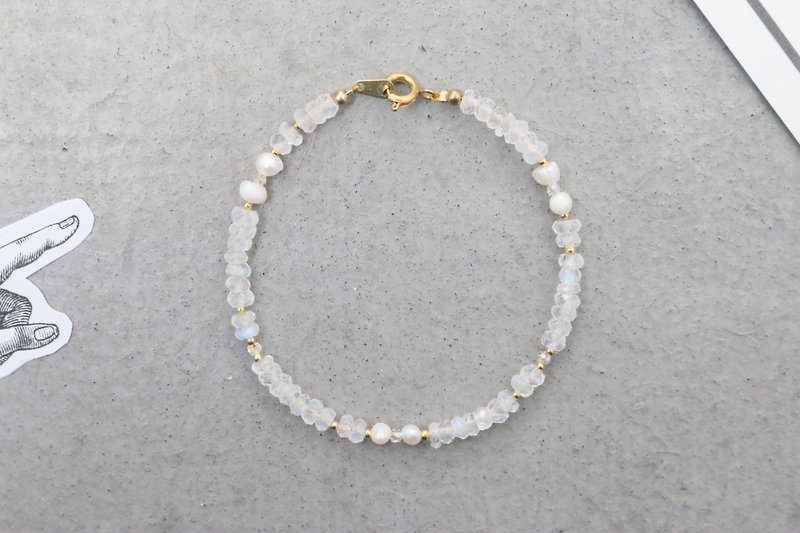 Moonstone pearl crystal brass 0628 You are the most important - Bracelets - Gemstone White