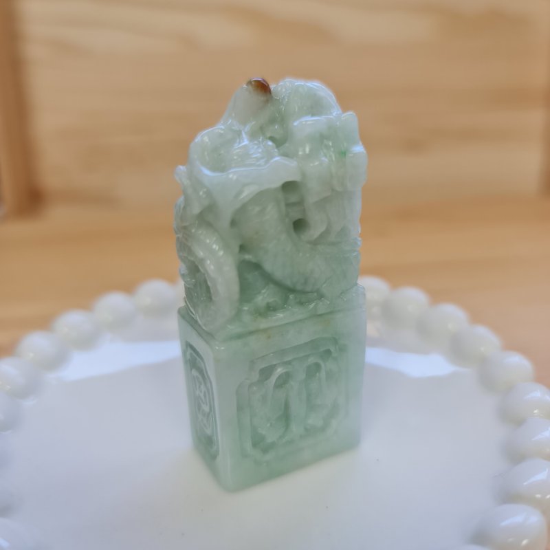 細糯老料果綠帶紅龍印 | 天然緬甸玉A貨翡翠 - 印章/印台 - 玉石 