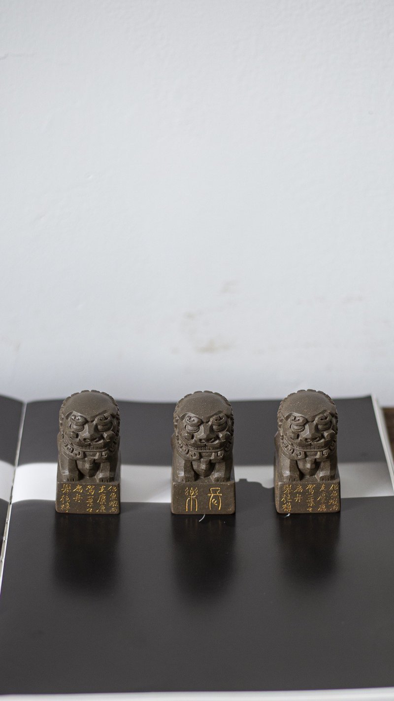 送禮紫砂壺茶壺狮狮长乐 镇宅瑞兽 盖置 把件 极品青段料手制 色 - 茶壺/茶杯/茶具 - 陶 灰色