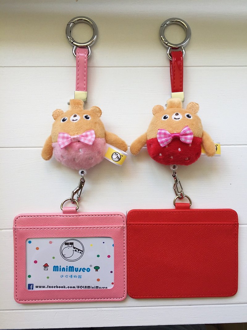 MiniMuseo Mini Museum Berry Bear Bag Ornaments ID Set Ticket Card Holder - ID & Badge Holders - Cotton & Hemp 