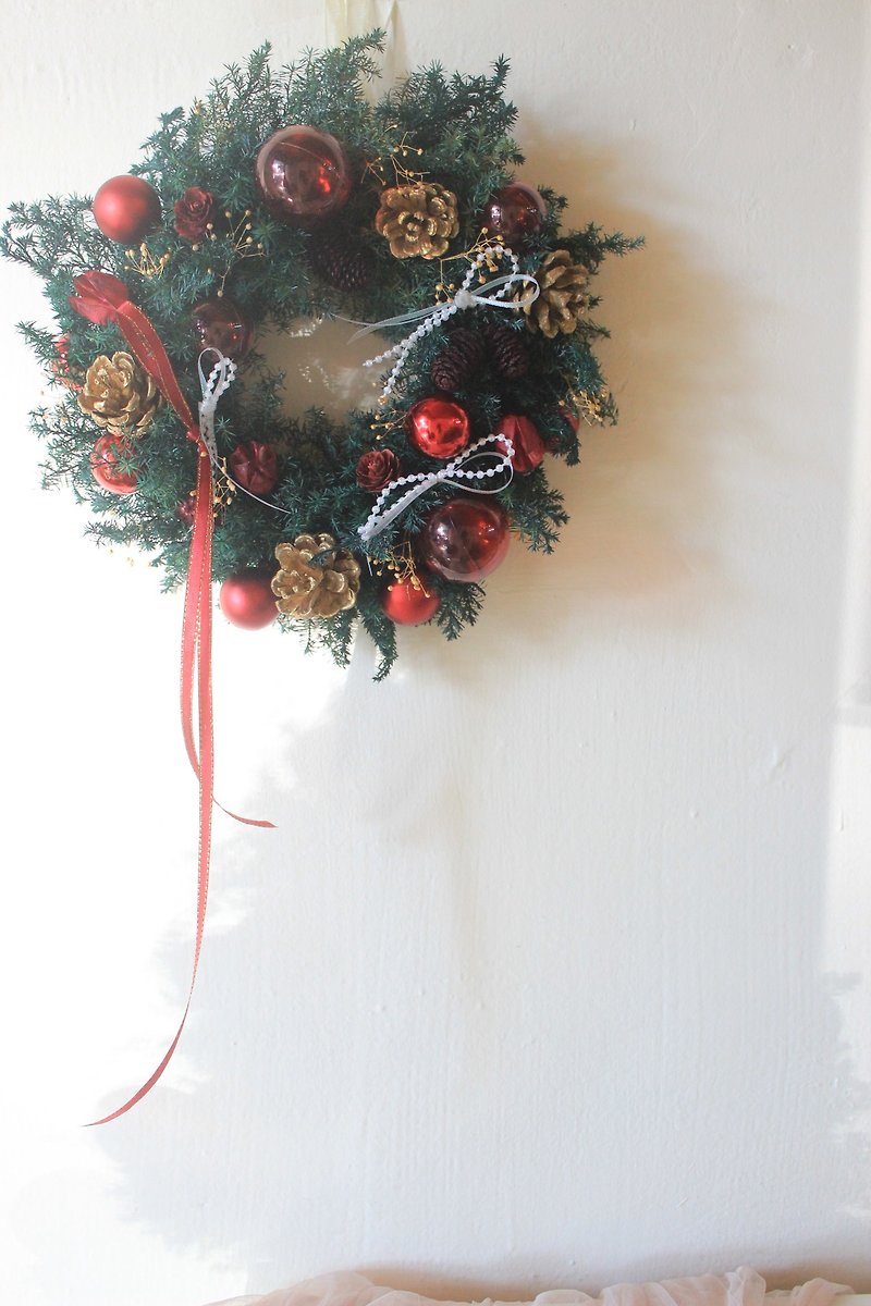 永生經典聖誕花圈 Classic Christmas Wreath - 擺飾/家飾品 - 植物．花 紅色