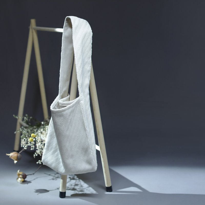 【Tote Bag】Broadband Bag Broadband Bag - กระเป๋าถือ - ผ้าฝ้าย/ผ้าลินิน ขาว