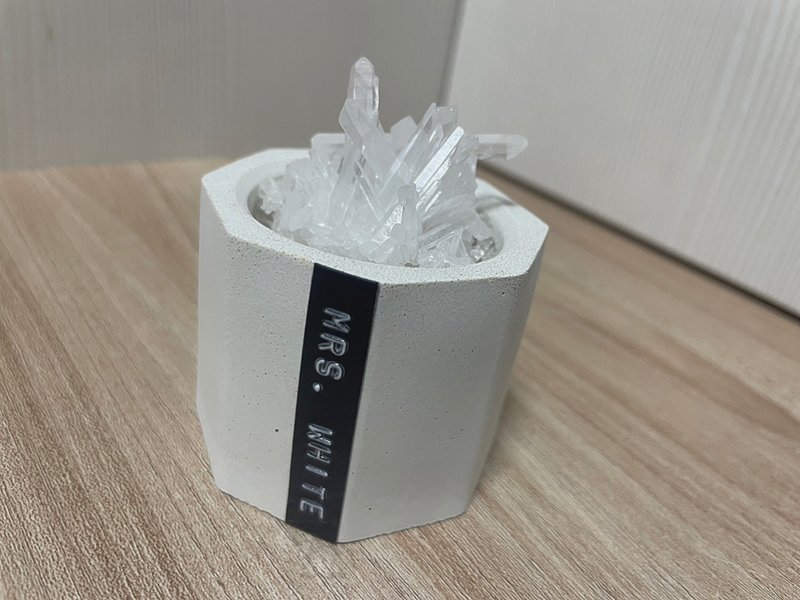 Made-to-order Miss Bai | Black, Gray and White Series Crystal Essential Oil Basin | Fragrance Ornament - ของวางตกแต่ง - คริสตัล ขาว