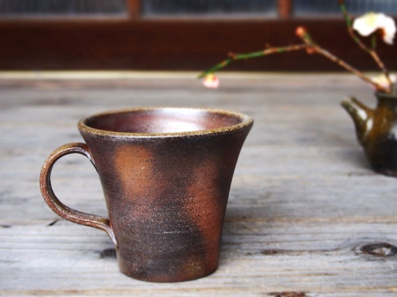 Bizen coffee cup (medium) c1 - 044 - แก้วมัค/แก้วกาแฟ - ดินเผา สีนำ้ตาล