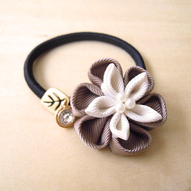 RARAPUPU ribbon flower hair ring Brown lover birthday Christmas exchange gift - Hair Accessories - Other Materials Brown