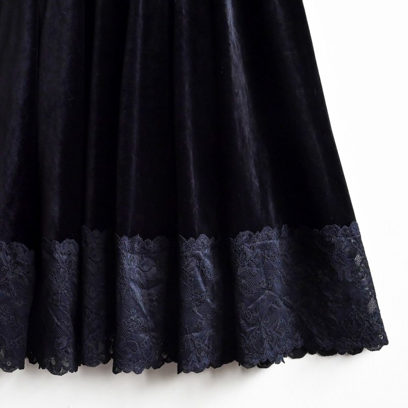 [Egg Plant Vintage] Starry Night Japanese Lace Velvet Vintage Dress - ชุดเดรส - ไฟเบอร์อื่นๆ สีดำ