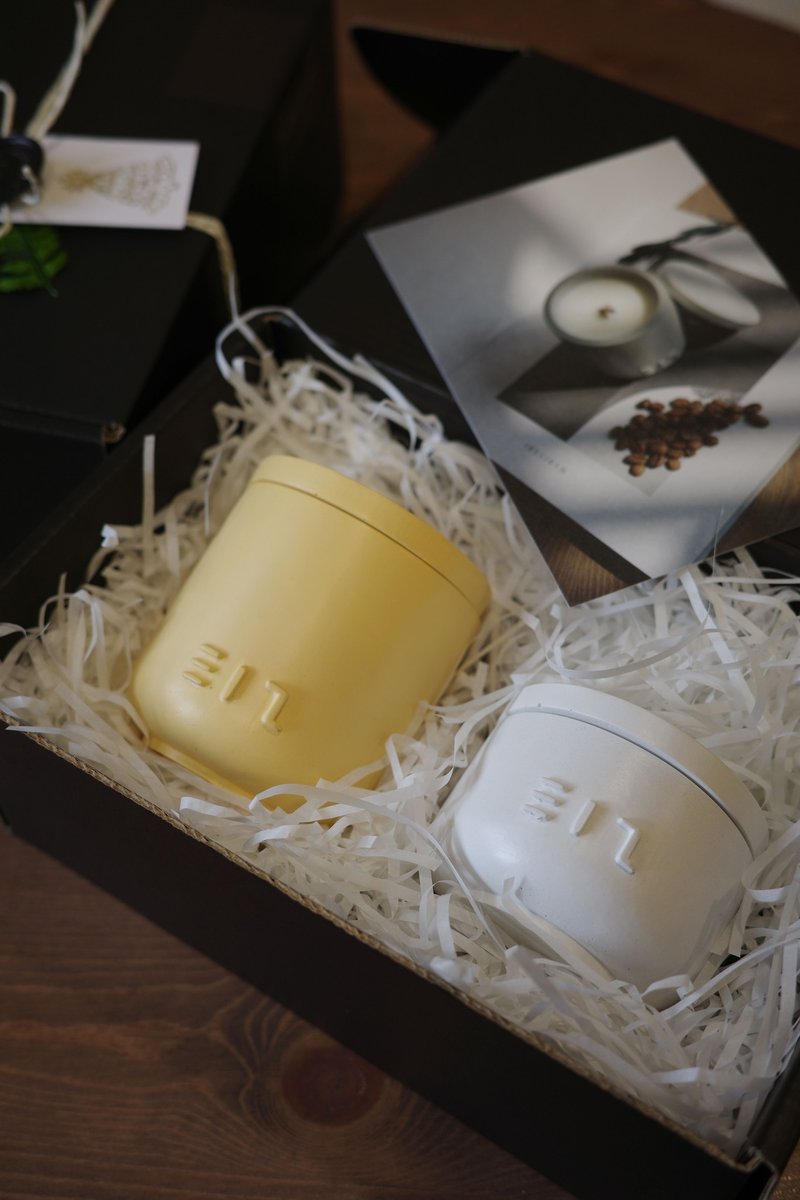 [Preferred Gift] TINT STUDIO Scented Candle Gift Box - เทียน/เชิงเทียน - ปูน 