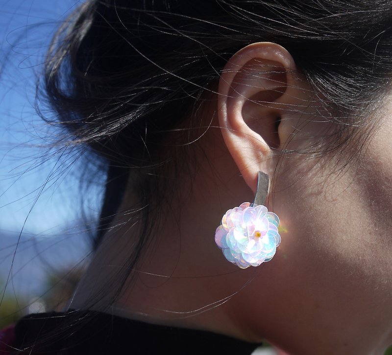 งานปัก ต่างหู - [Produced by the flower room] sterling silver camellia earrings