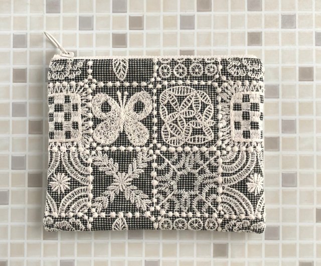 mina perhonen forest tile 刺繍ポーチ蝶ハンドメイドフラット
