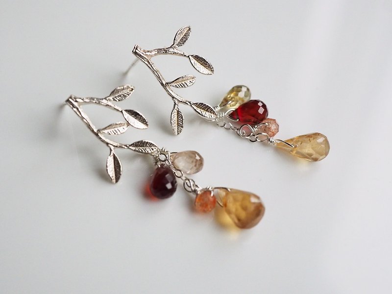 Autumn Tibetan | Hyacinth Stone, Stone, Sun Stone 925 Silver Leaf Earrings - Earrings & Clip-ons - Semi-Precious Stones Orange