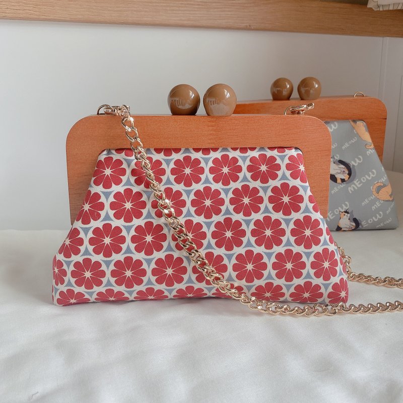 母親節限時優惠/窗花方盒包/肩背包/斜背包/附贈英文字母皮標 - 側背包/斜背包 - 棉．麻 紅色