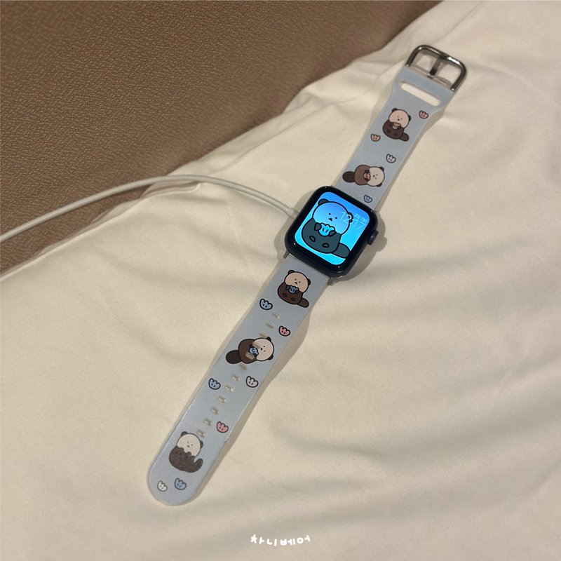 Chanibear Sea Otter Apple Watch Strap (2color) - สายนาฬิกา - ซิลิคอน สีน้ำเงิน