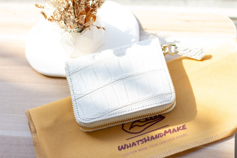 French material matte snow mountain white crocodile leather zippered loose paper card holder - กระเป๋าสตางค์ - หนังแท้ ขาว