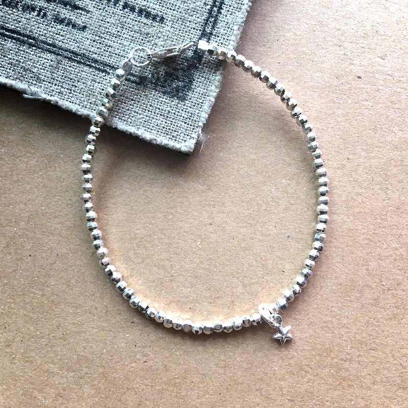 M ~ + ~ starlight bear cutting beads silver bracelets Silver/ Silver bracelet / 925 silver bracelet / - สร้อยข้อมือ - โลหะ สีเงิน