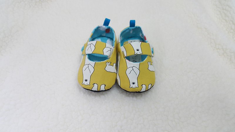 Polar bear baby toddler shoes - รองเท้าเด็ก - ผ้าฝ้าย/ผ้าลินิน หลากหลายสี
