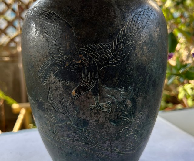 日本明治大正老銅瓶古董花瓶錯金雕鷹紋百年錯金銅瓶錯金雕刻山奇