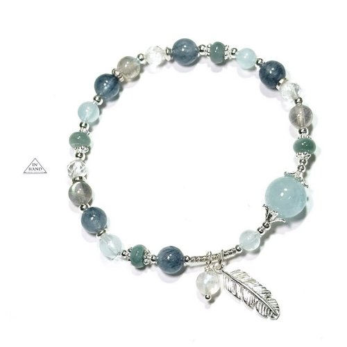 In Hand Jewelry Design 迷霧海岸線-藍髮晶.拉長石.海水藍寶-純銀設計款手鍊