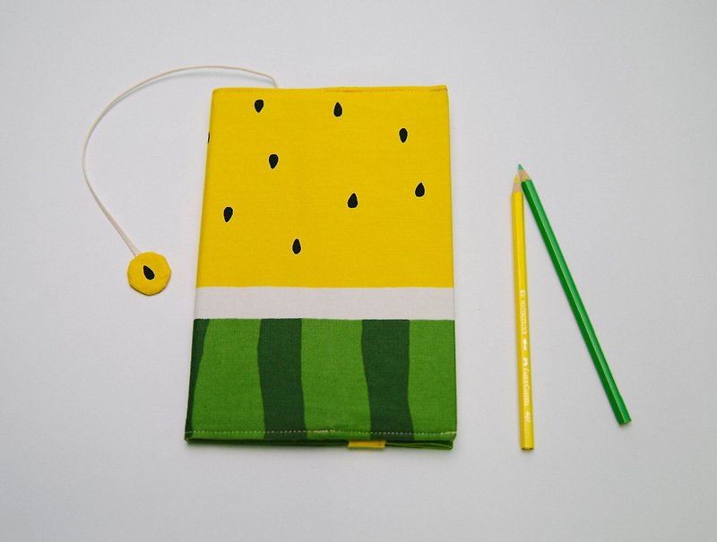 Write a watermelon (yellow) cloth book cover A5/book jacket/adjustable book jacket/book cover/book cover - Book Covers - Cotton & Hemp Yellow