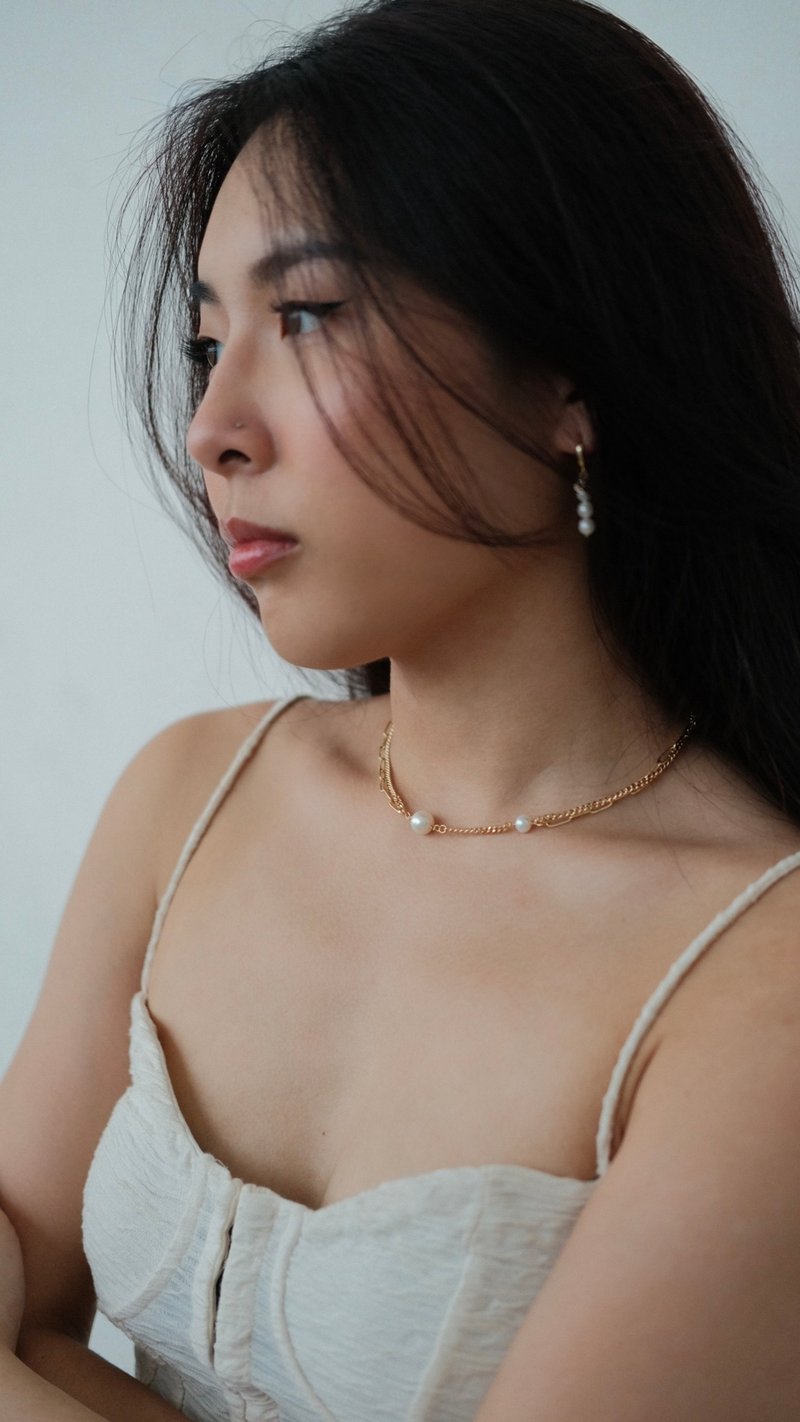 【Handcrafted Design】Cosmic Ballet Natural Round Pearl Interwoven Necklace - Necklaces - Pearl Gold