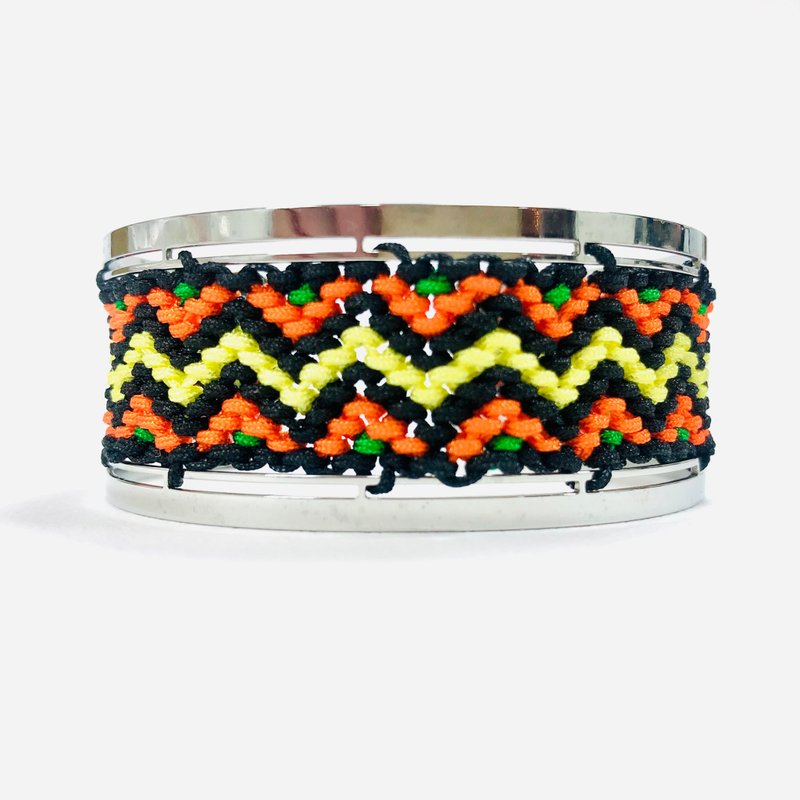 Aboriginal totem environmentally friendly hand-woven thin steel bracelet-Shanchuan (orange) Each style is unique - สร้อยข้อมือ - สแตนเลส สีเงิน