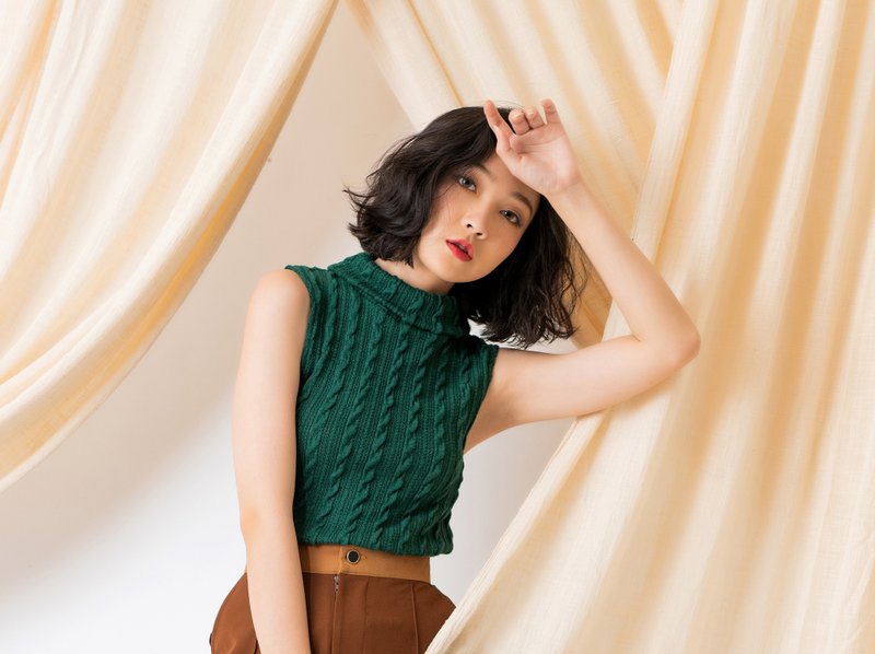 為你寫詩 針織無袖背心Vintage Style Knit Top - 背心/無袖上衣 - 聚酯纖維 綠色
