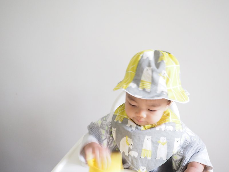 Handmade polar bear pattern baby/ kid bib and hat set - ผ้ากันเปื้อน - ผ้าฝ้าย/ผ้าลินิน สีเหลือง