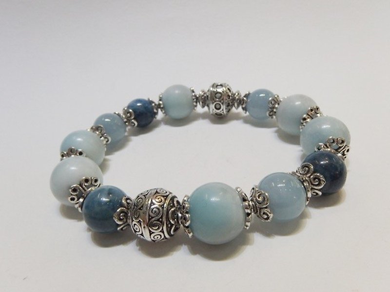Sky blue - natural hemimorphic mine + aquamarine + blue phosphorus gray silver bracelet Hong Kong original design - Bracelets - Gemstone Blue