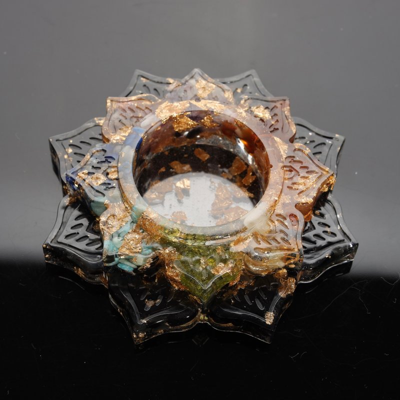 【客製化禮物】神秘蓮花七脈輪奧剛燭台可放水晶球Orgonite彩虹 - 擺飾/家飾品 - 半寶石 多色