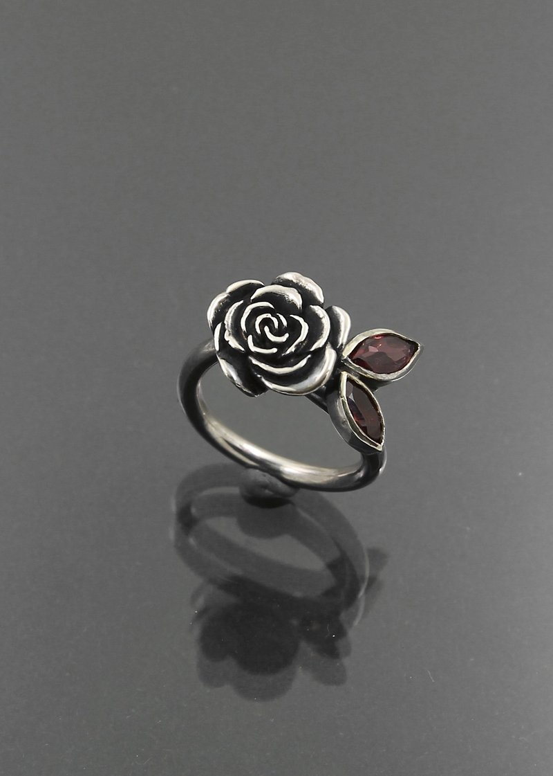-Night Rose I-Ring - General Rings - Sterling Silver Red