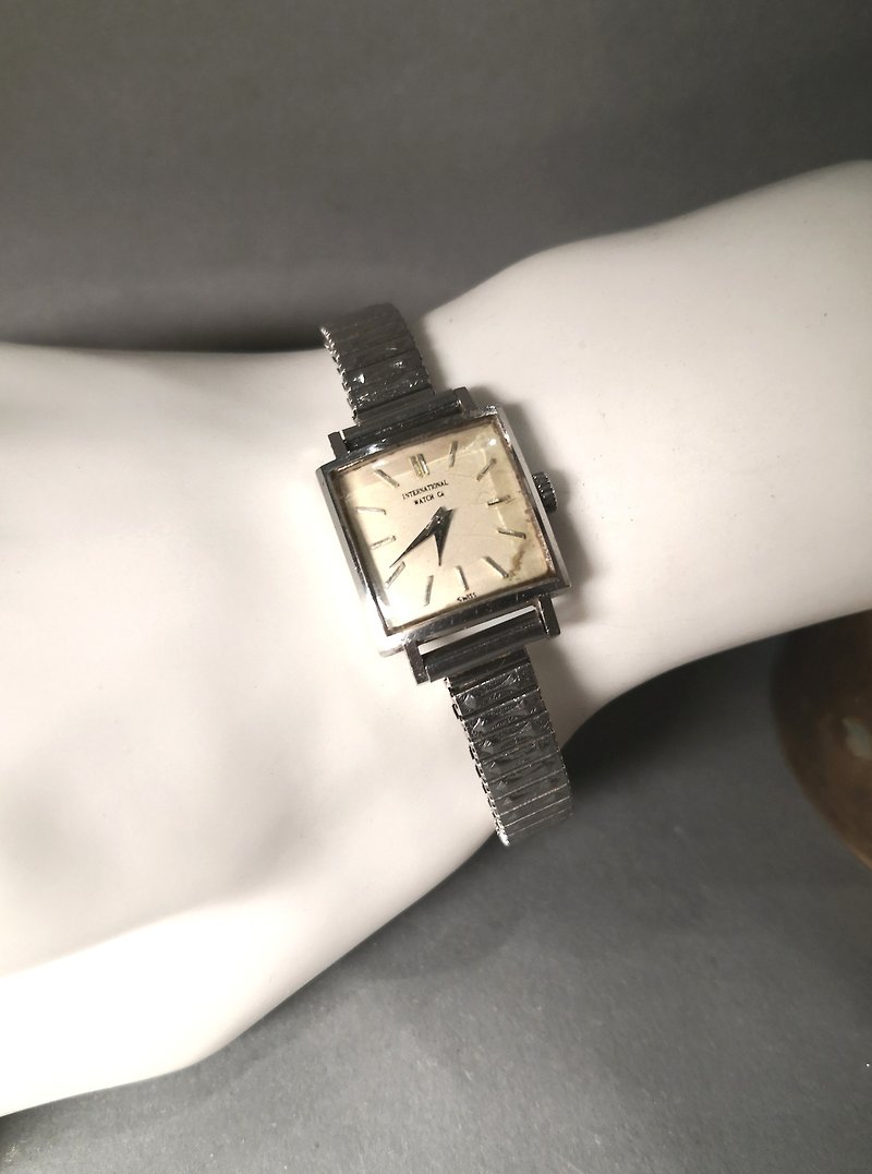 IWC 1960年代 スイス時計/手巻き/レディースウォッチ - 腕時計 - 金属 シルバー