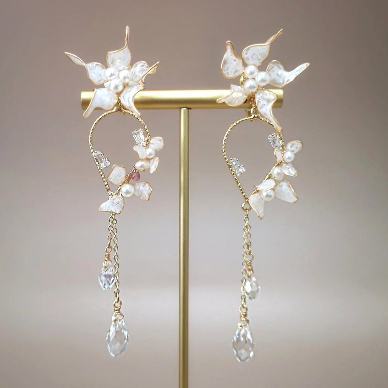 Morning dew - Earrings & Clip-ons - Other Materials White