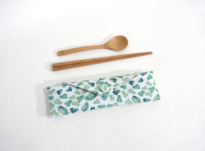 /Leaves// Tableware bag/brush bag/stationery pencil case - อื่นๆ - ผ้าฝ้าย/ผ้าลินิน สีเขียว
