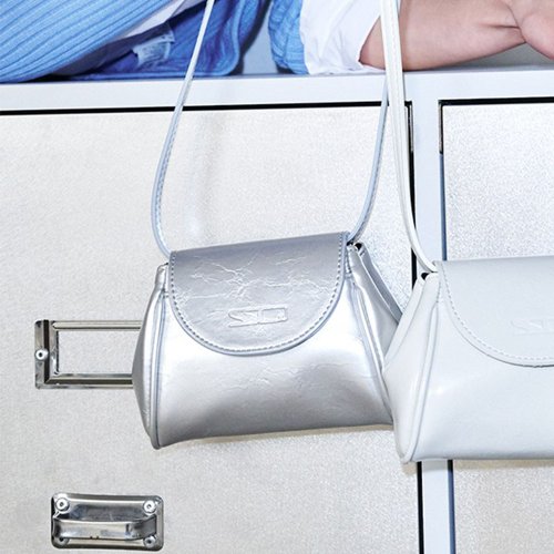 [韓国人気] SQUARE LINE★SYLPH SHOULDER BAG★ショルダーバッグ 韓国人気] SQUARE LINE☆SYLPH SHOULDER BAG☆ショルダーバッグ